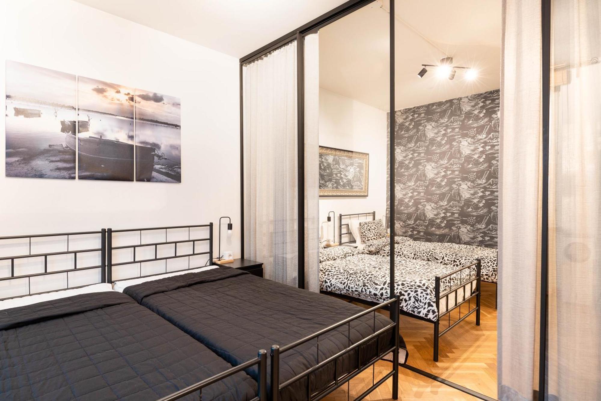 Great Location & Transport Connections With Amenities 1-8 People Free Continental Breakfast Wifi Coffee &tea * Helsínquia